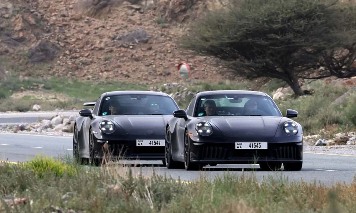 Porsche 911 hybrid development (1)